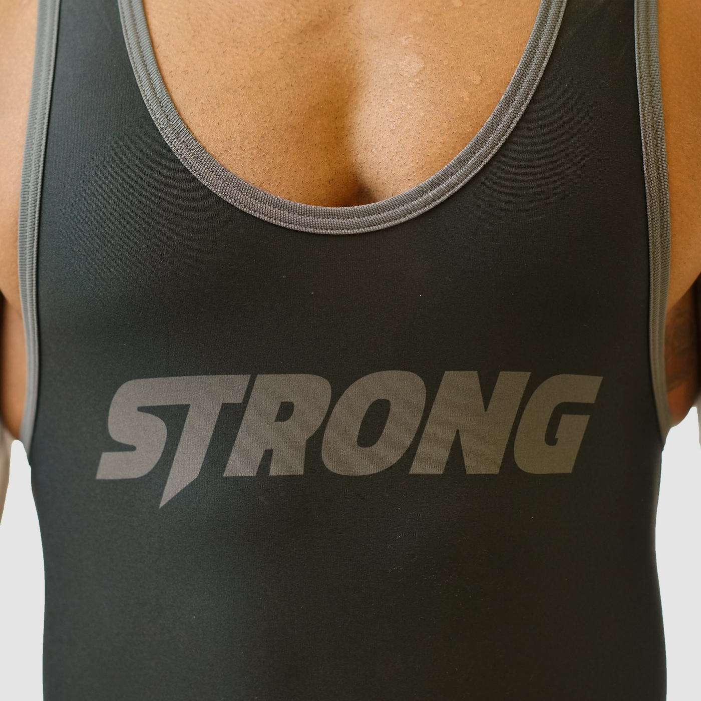 Competition STrong Singlet